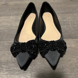 Jewel Badgley Mischka